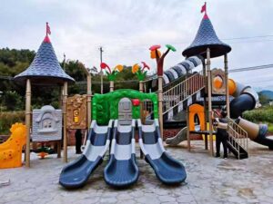 How to Choose the Right Commercial Playground Equipment